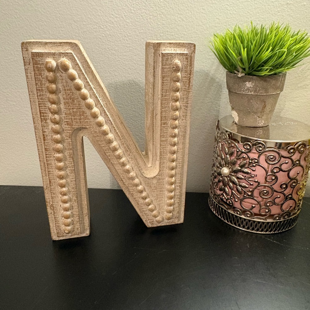 Rustic Cream Decorative Letter 'N'